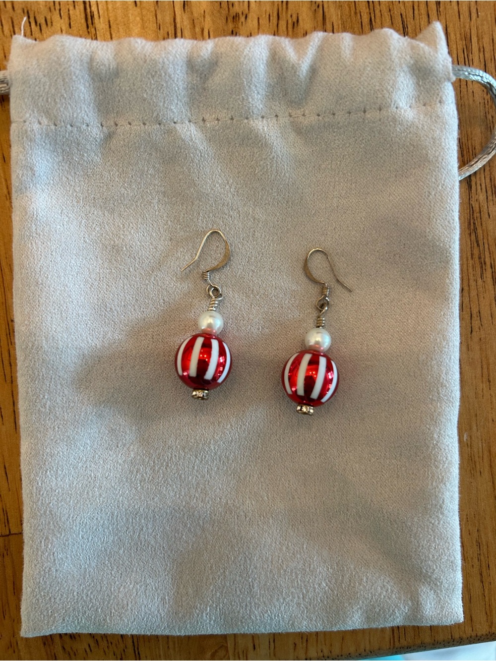 Red and White Stripe Bead Drop Earrings - Women Jewelry